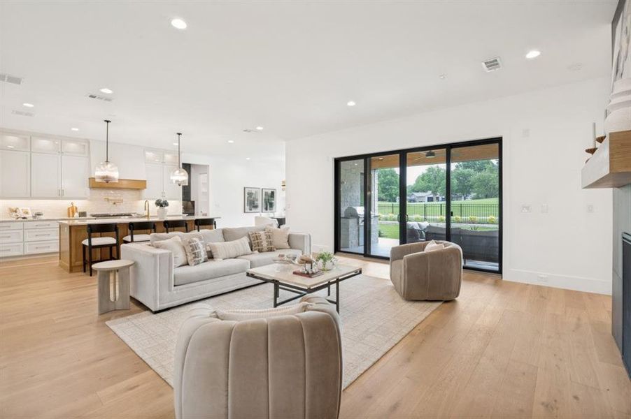 Furnished interior view inside a new home in , Farmers Branch (Image 17).