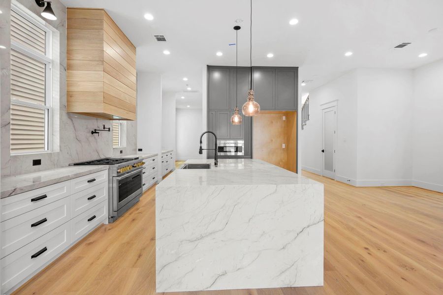 similar home by builder