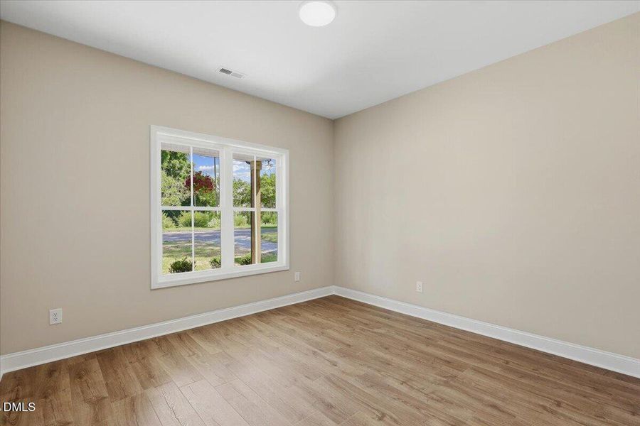 40-311 N Wilson Ave-40