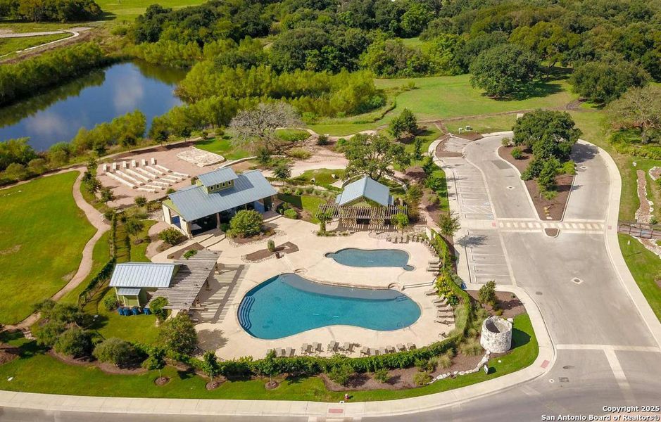 Community amenities in The Crossvine 45’, Schertz (Image 4).