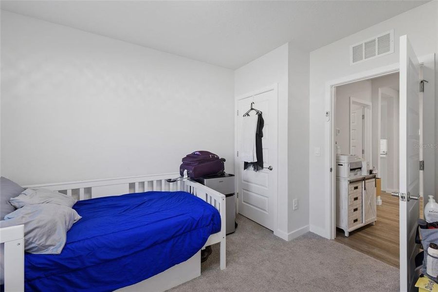 Furnished interior view inside a new home in , Bradenton (Image 43).