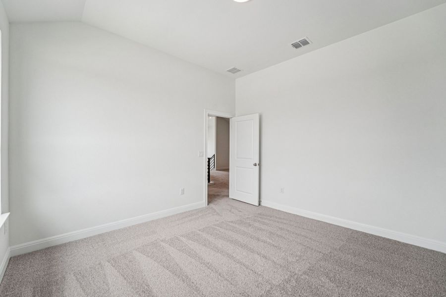 Spacious, unfurnished interior of a new home in Sage Hollow, Kyle (Image 20).