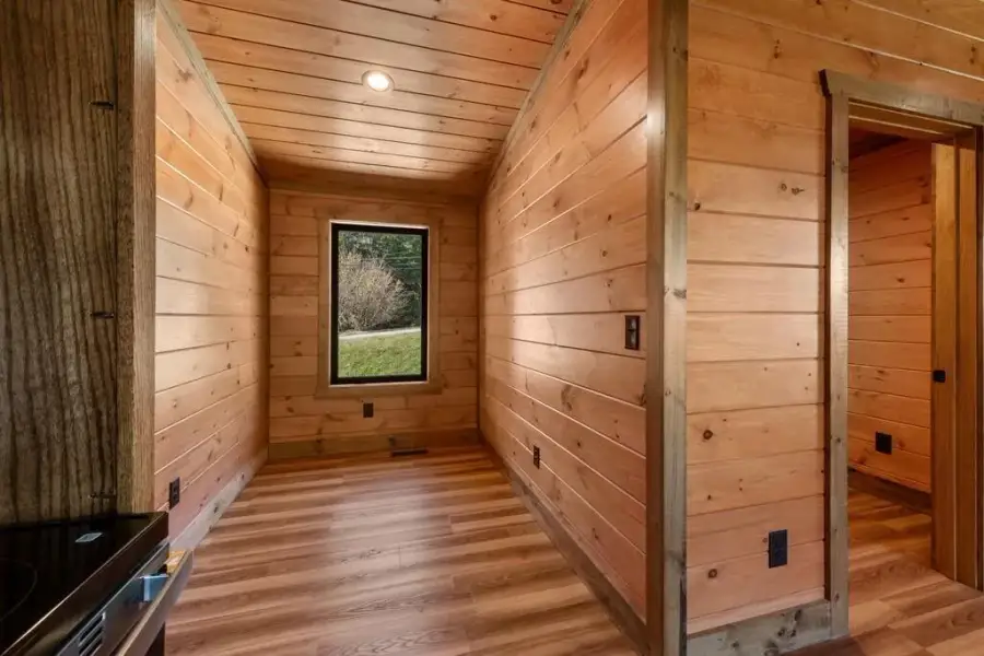 Image 66 of a home in .