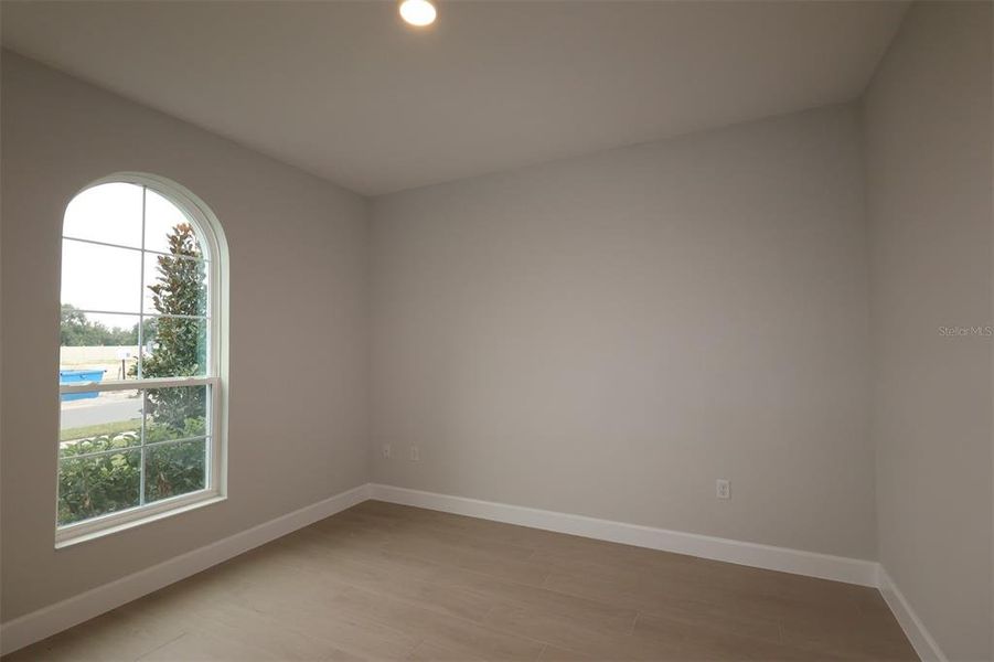 Spacious, unfurnished interior of a new home in Willow Run, Apopka (Image 25). Spacious, unfurnished interior of a new home in Willow Run, Apopka (Image 25).