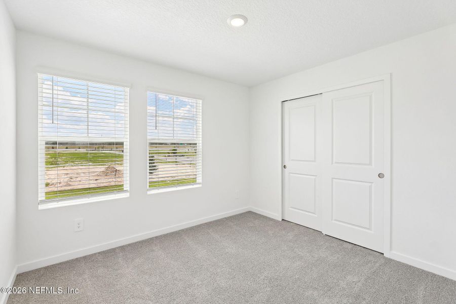 Spacious, unfurnished interior of a new home in , Middleburg (Image 22).