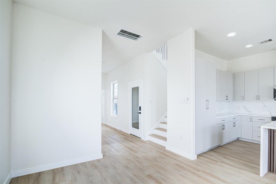 Image 42 of a home in .