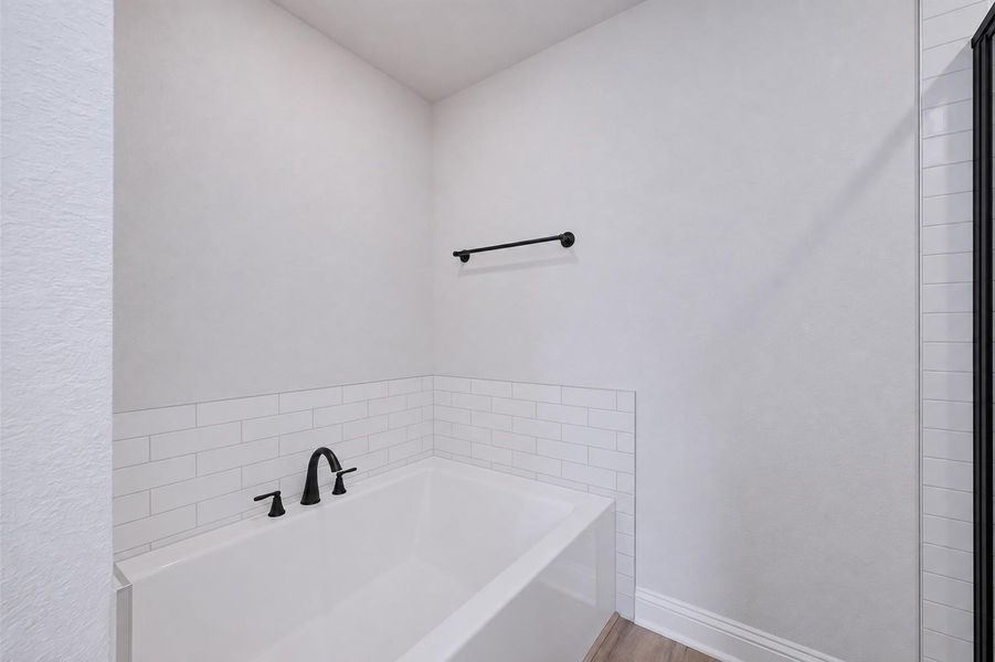Close-up of interior finishes inside a home in Lago Mar, La Marque (Image 8).