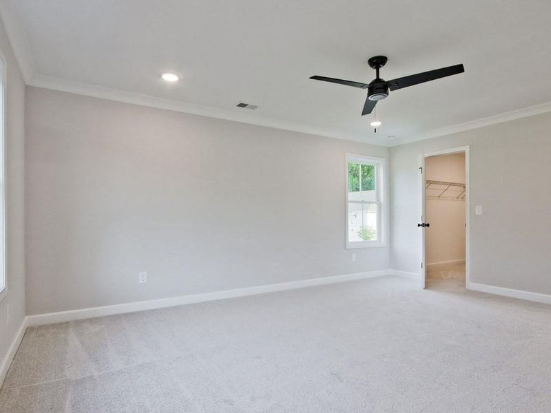 Spacious, unfurnished interior of a new home in Cherokee Township, Acworth (Image 30).