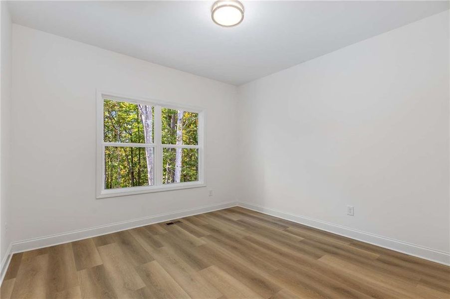 Spacious, unfurnished interior of a new home in , Gainesville (Image 22).