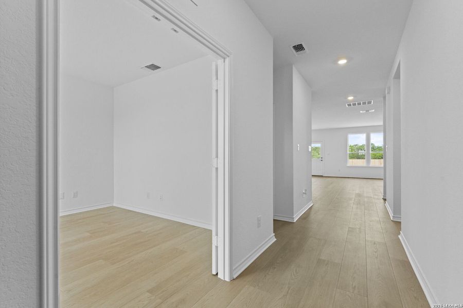 Spacious, unfurnished interior of a new home in Nopal Valley, San Antonio (Image 17). Spacious, unfurnished interior of a new home in Nopal Valley, San Antonio (Image 17).