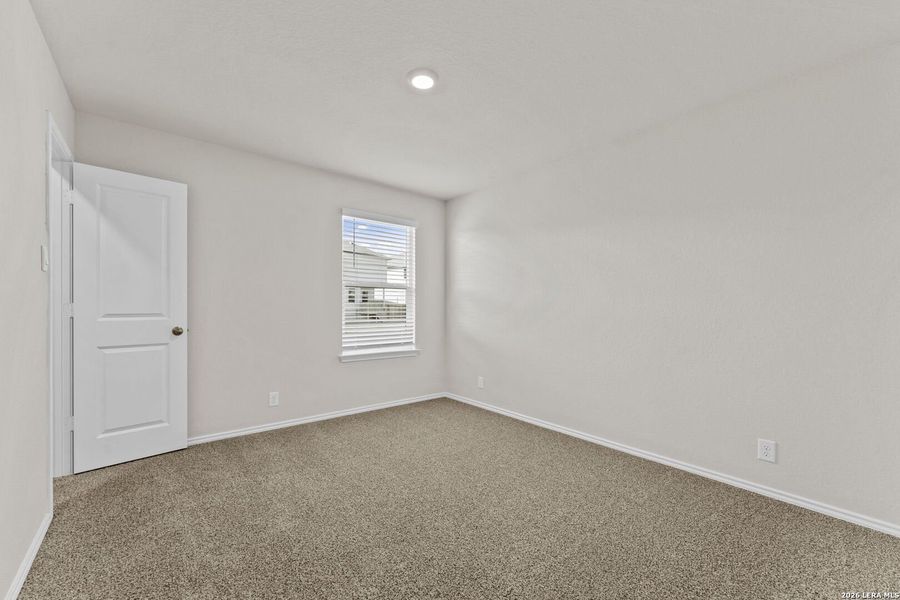 Spacious, unfurnished interior of a new home in Applewood, San Antonio (Image 27). Spacious, unfurnished interior of a new home in Applewood, San Antonio (Image 27).