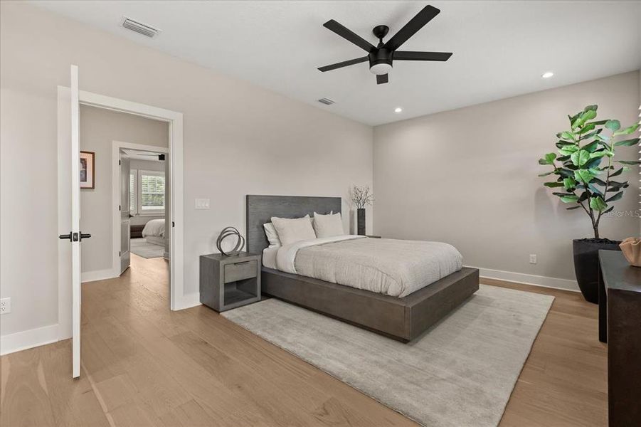 Furnished interior view inside a new home in , Winter Park (Image 41).