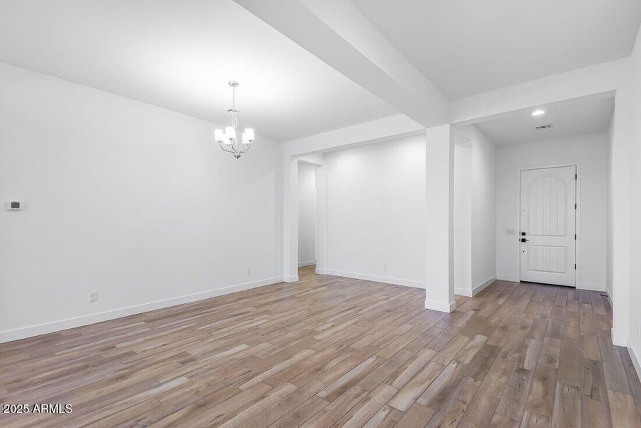 17807 W PASADENA Avenue - Ready Now!