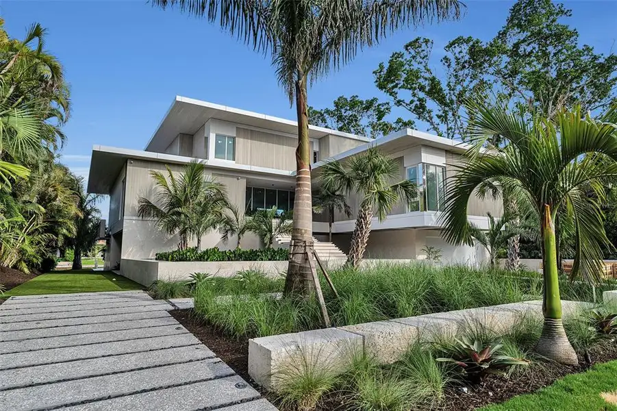 Image 11 of a home in .