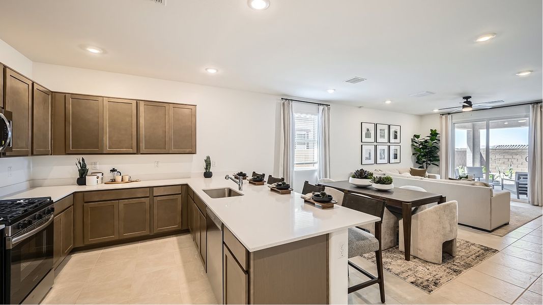 4083 Revolution Kitchen 1of2 Base8