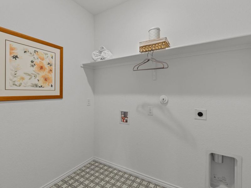 Representative unfurnished interior of a home built from the The Daphne I by Davidson Homes LLC in Royal Crest, San Antonio (Image 21). Representative unfurnished interior of a home built from the The Daphne I by Davidson Homes LLC in Royal Crest, San Antonio (Image 21).