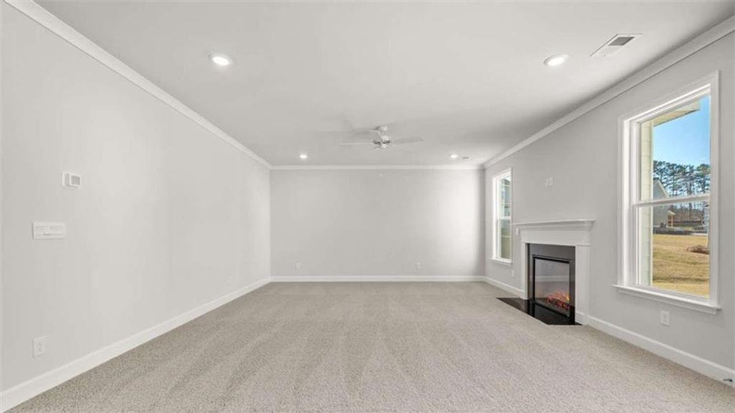 Spacious, unfurnished interior of a new home in Evergreen Crossing, Locust Grove (Image 18).