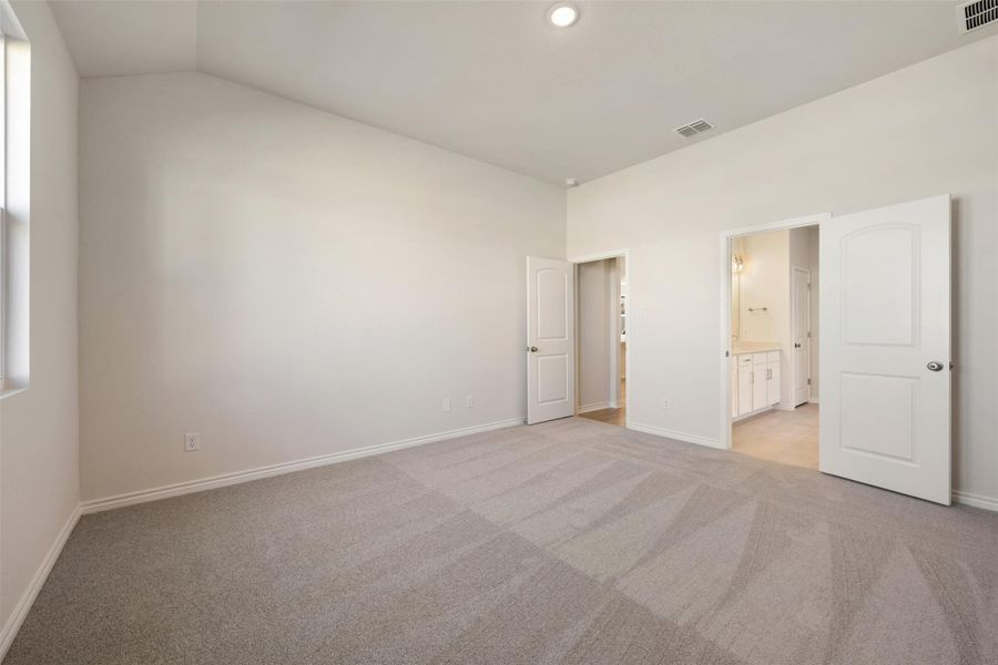 Spacious, unfurnished interior of a new home in , Dripping Springs (Image 35). Spacious, unfurnished interior of a new home in , Dripping Springs (Image 35).