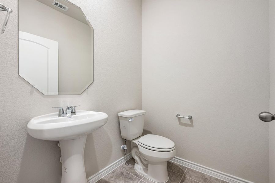 Representative images and renderings are for illustrative purposes. Actual structural options and design finishes of home may vary. Representative images and renderings are for illustrative purposes. Actual structural options and design finishes of home may vary.