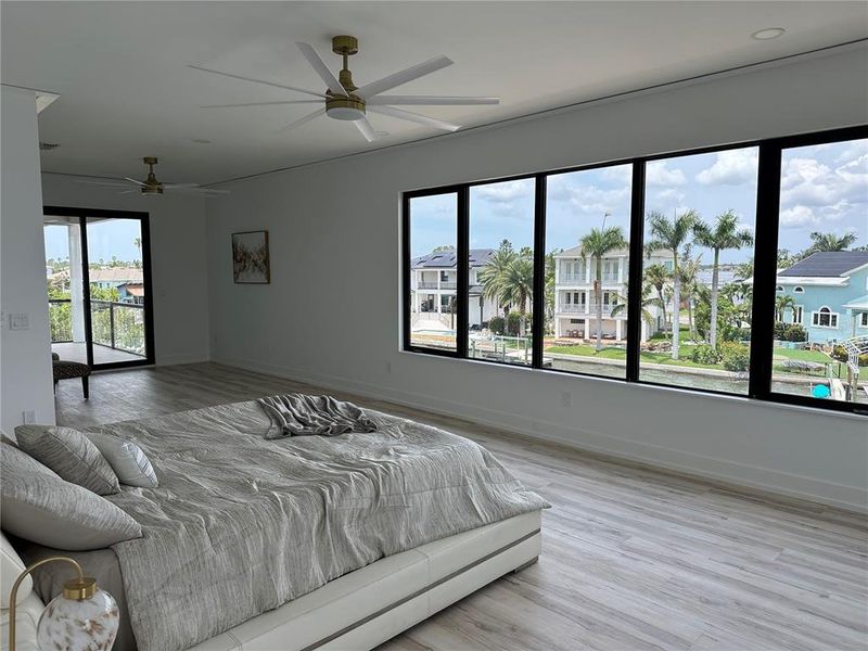 Furnished interior view inside a new home in , St. Petersburg (Image 45).