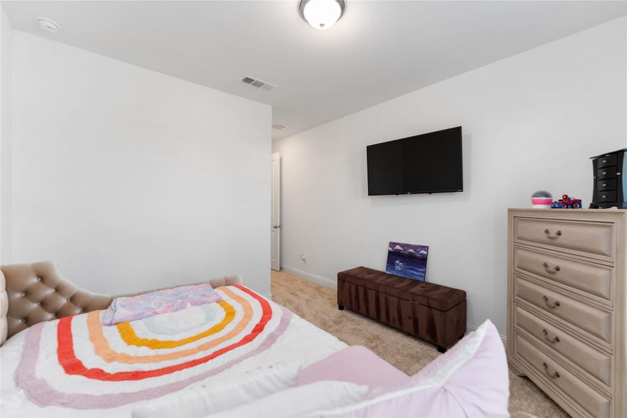 Secondary bedroom Secondary bedroom