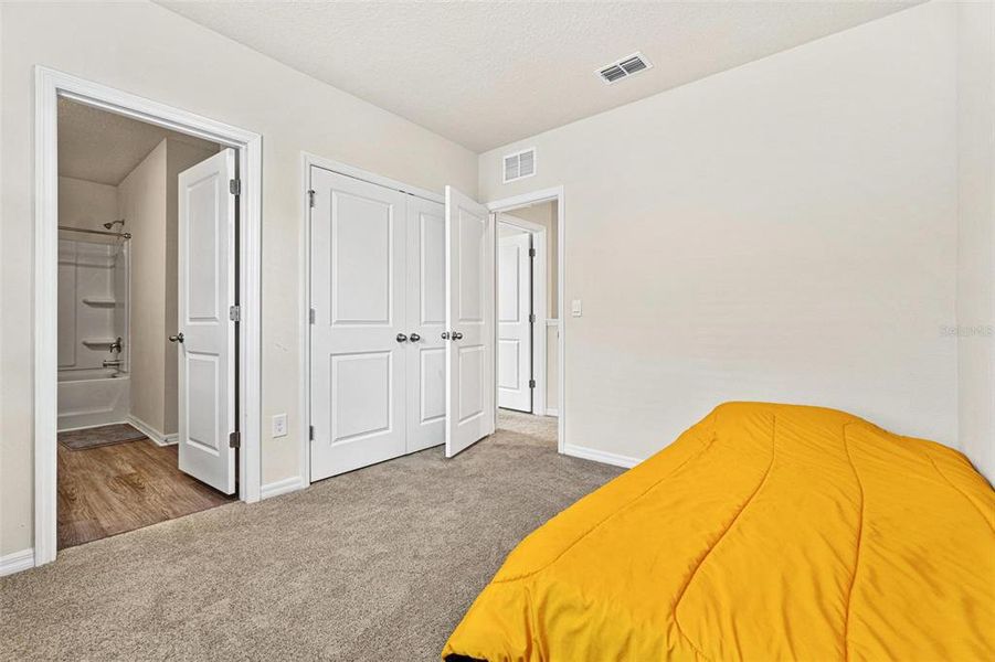 Spacious, unfurnished interior of a new home in , Clearwater (Image 25).