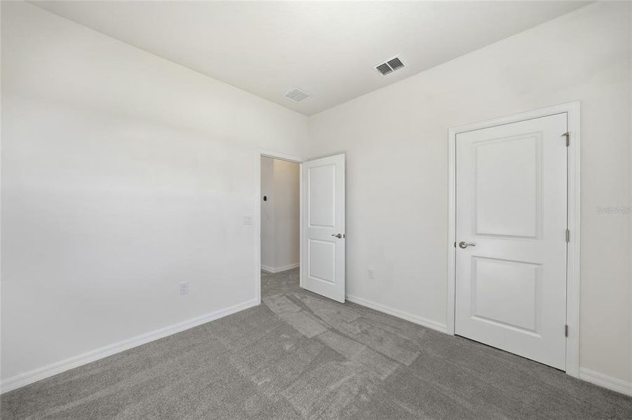 Spacious, unfurnished interior of a new home in , Punta Gorda (Image 30).