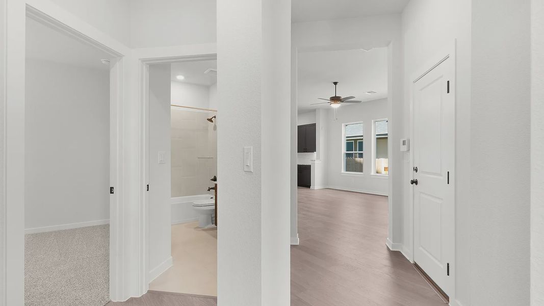 Spacious, unfurnished interior of a new home in Nolina, Georgetown (Image 20). Spacious, unfurnished interior of a new home in Nolina, Georgetown (Image 20).