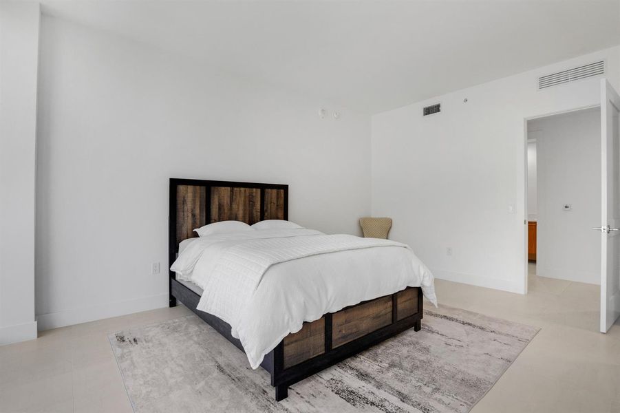 151 N Seabreeze Blvd unit 504-28 151 N Seabreeze Blvd unit 504-28