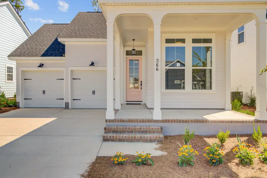Exterior details and patio area of a home in , Summerville (Image 3).