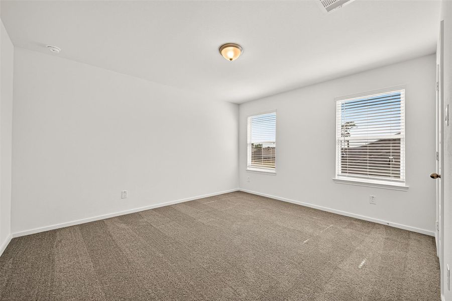 Spacious, unfurnished interior of a new home in Mill Creek Trails, Magnolia (Image 40).