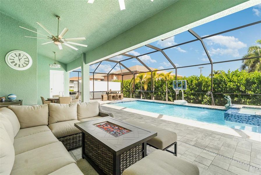 Exterior details and patio area of a home in , Cape Coral (Image 32).