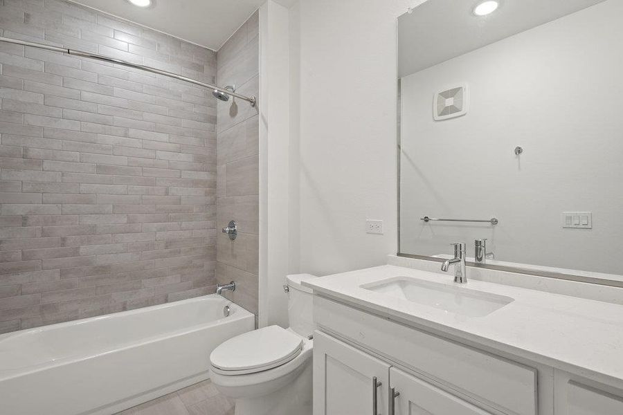 Images are for illustrative purposes only. Photos reflect a similar floor plan and are intended to convey the overall look and feel of the interiors.