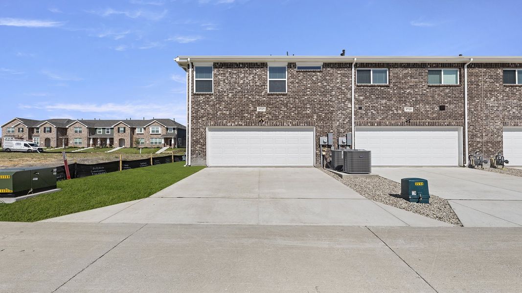 Image 28 of a home in Heartland Townhomes.