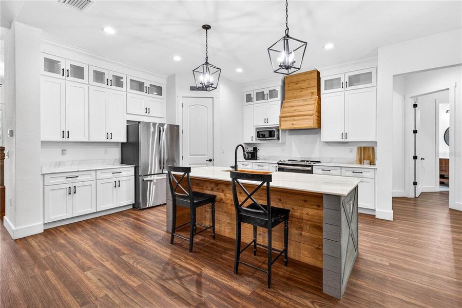 Furnished interior view inside a new home in , Dade City (Image 43).