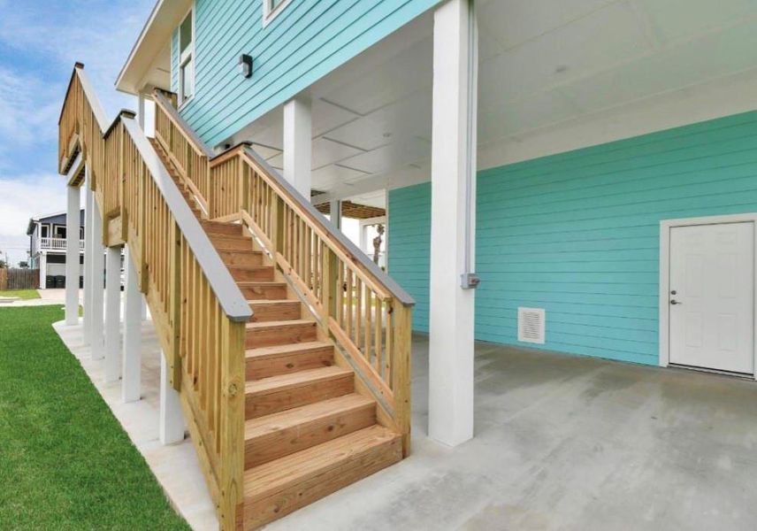 Exterior details and patio area of a home in , Galveston (Image 21).