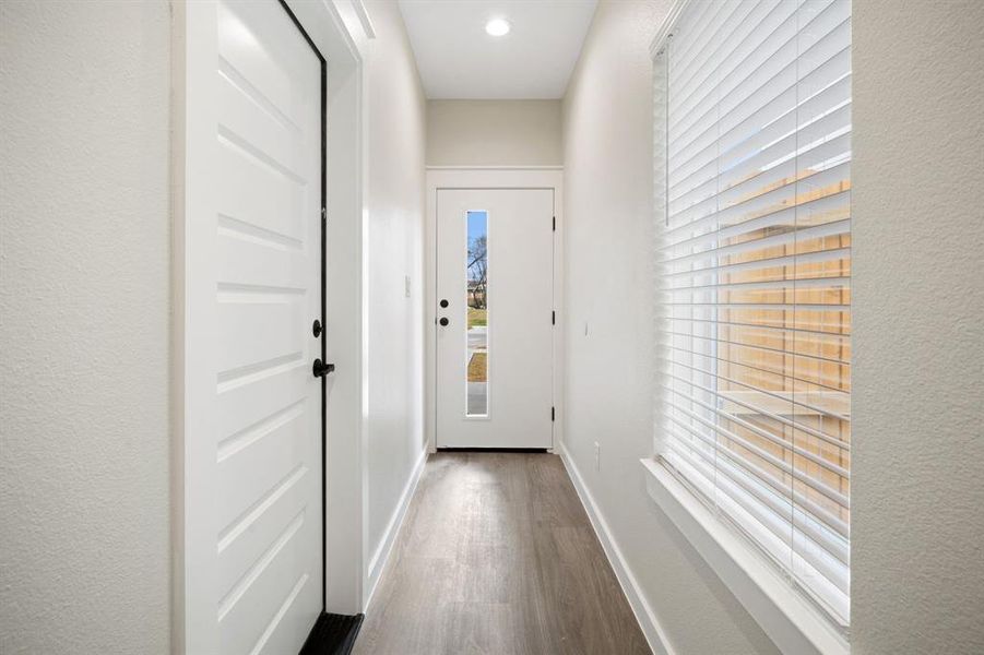 Spacious, unfurnished interior of a new home in , Dallas (Image 18).