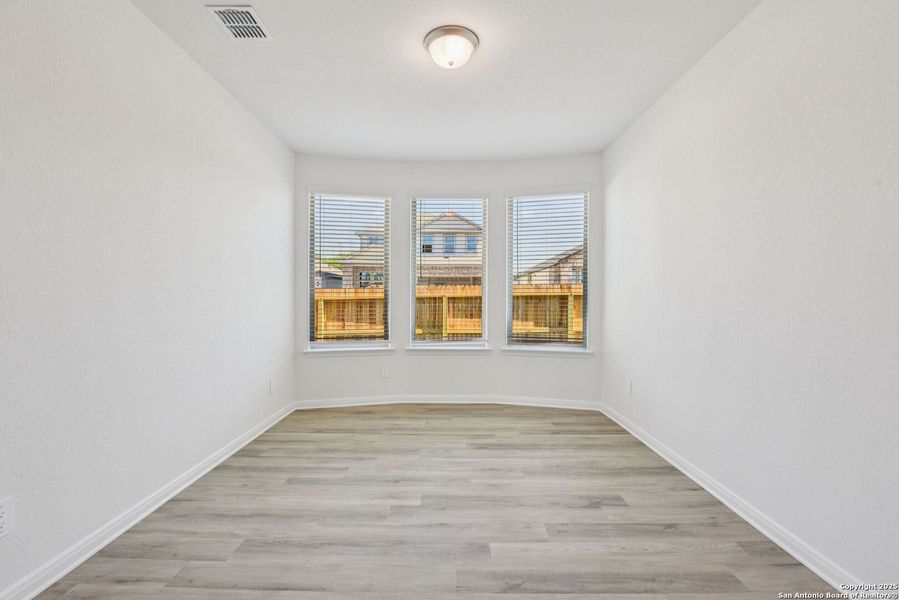 Spacious, unfurnished interior of a new home in Royal Crest, San Antonio (Image 22). Spacious, unfurnished interior of a new home in Royal Crest, San Antonio (Image 22).