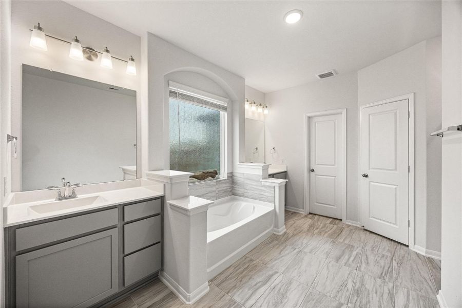 Furnished interior view inside a new home in River Ranch Meadows, Dayton (Image 17).