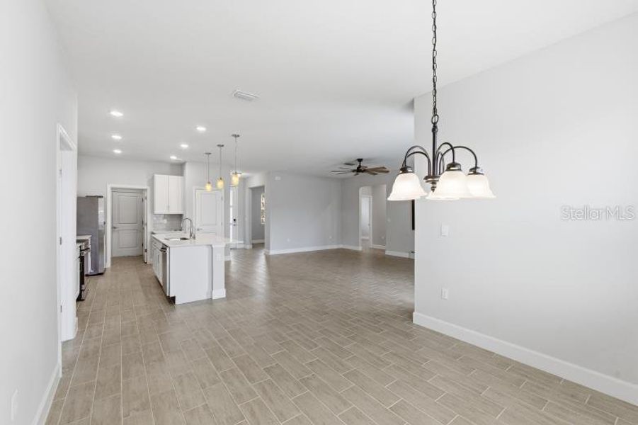 Spacious, unfurnished interior of a new home in , Palm Coast (Image 19).