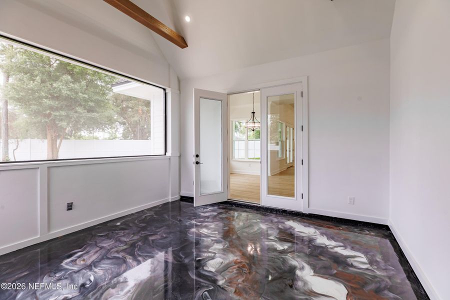 Image 72 of a home in .