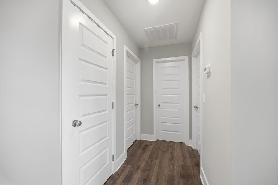 Spacious, unfurnished interior of a new home in Givens Park, Chattanooga (Image 38). Spacious, unfurnished interior of a new home in Givens Park, Chattanooga (Image 38).
