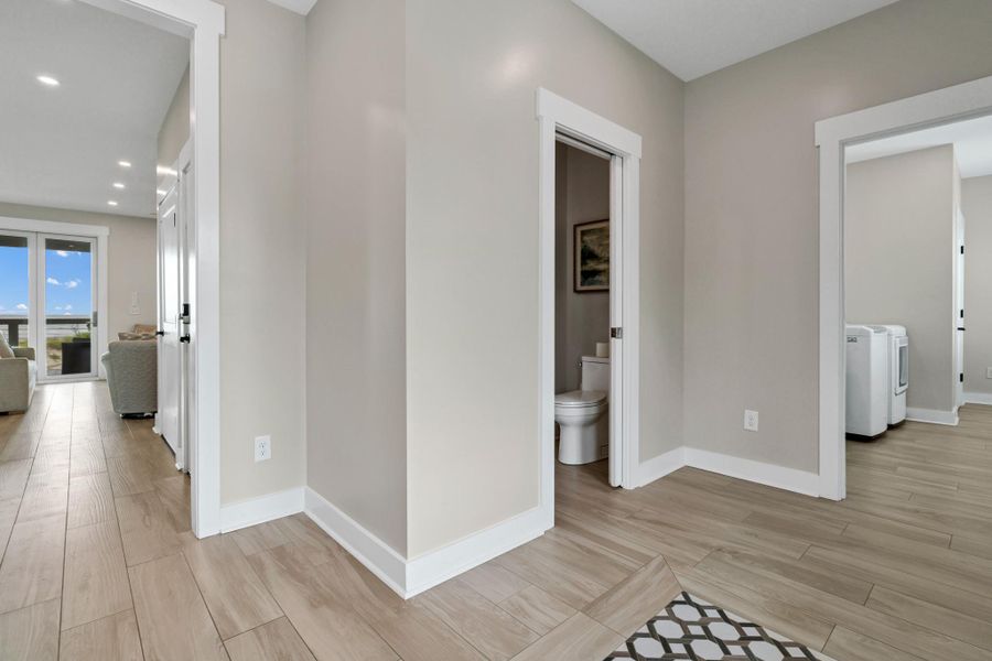 Spacious, unfurnished interior of a new home in , Edisto Island (Image 23).