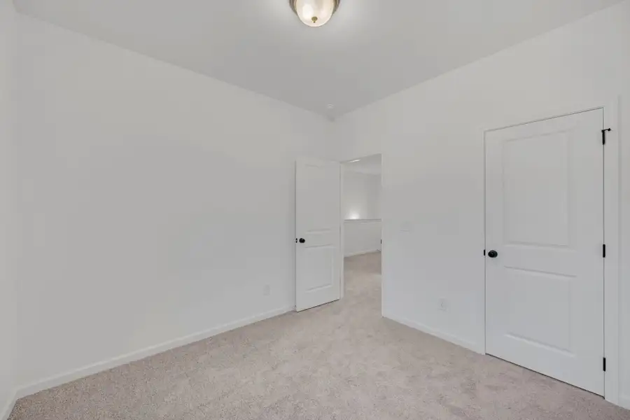 Spacious, unfurnished interior of a new home in Sweetbriar Place, Lebanon (Image 19). Spacious, unfurnished interior of a new home in Sweetbriar Place, Lebanon (Image 19).
