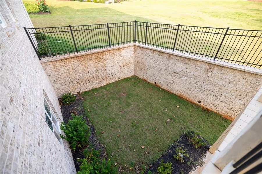 Image 50 of a home in .