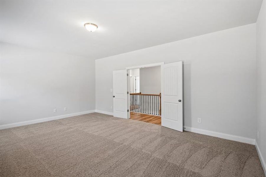 Spacious, unfurnished interior of a new home in Ruby Creek Estates, Atlanta (Image 36).