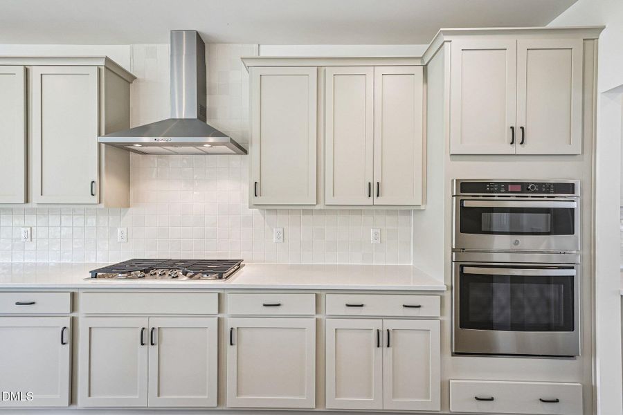 21-web-or-mls-Contempo Ct-S2905-021 21-web-or-mls-Contempo Ct-S2905-021