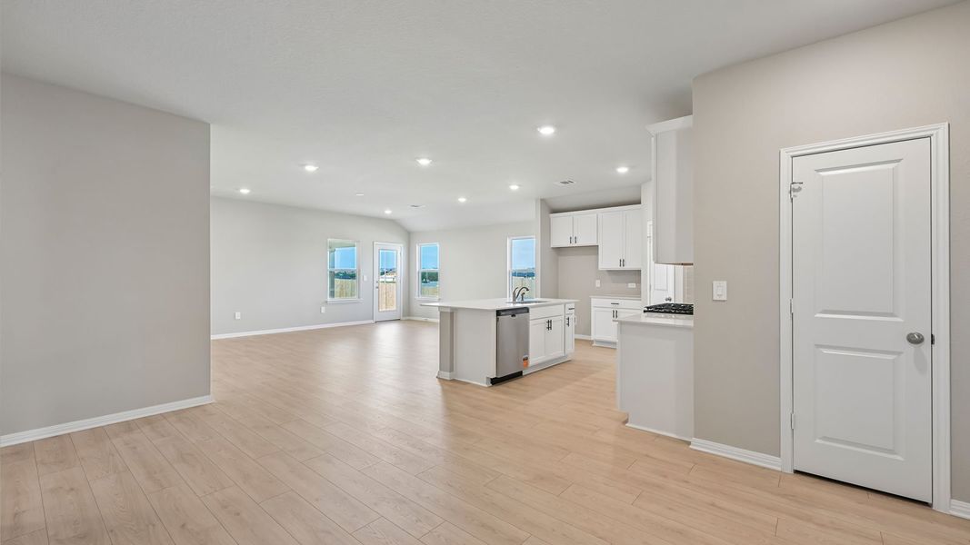 Spacious, unfurnished interior of a new home in Carillon, Manor (Image 16).