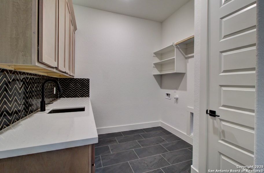 Furnished interior view inside a new home in Verandas at the Rim, San Antonio (Image 6).