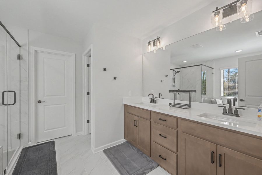 Furnished interior view inside a new home in Parker's Preserve, Ridgeville (Image 34).